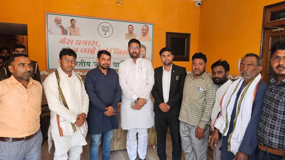 नाम- राजेश चौधरी 
पद- विधायक(भाजपा), <