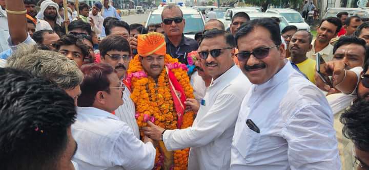 केंद्रीय राज्यमंत्री बनवारी लाल वर्मा के बदायू जरीफनगर आगमन पर सम्मानित कर किया स्वागत- लोकसभा च