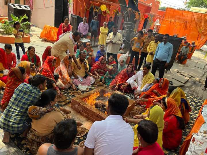 ठाकुरगंज परशुराम मंदिर में आयोजित भागवत कथा का यज्ञ महाआरती एवं भंडारे के साथ हुआ समापन, कार्यक्रम म