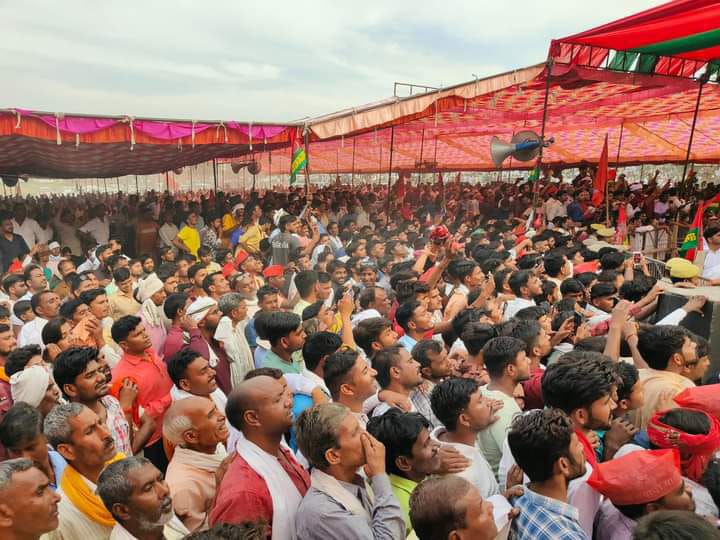 मैनपुरी लोकसभा कुरावली क्षेत्र में हुआ डिंपल यादव की विशाल जनसभा का आयोजन-बीते दिवस लोकसभा चुनाव 202