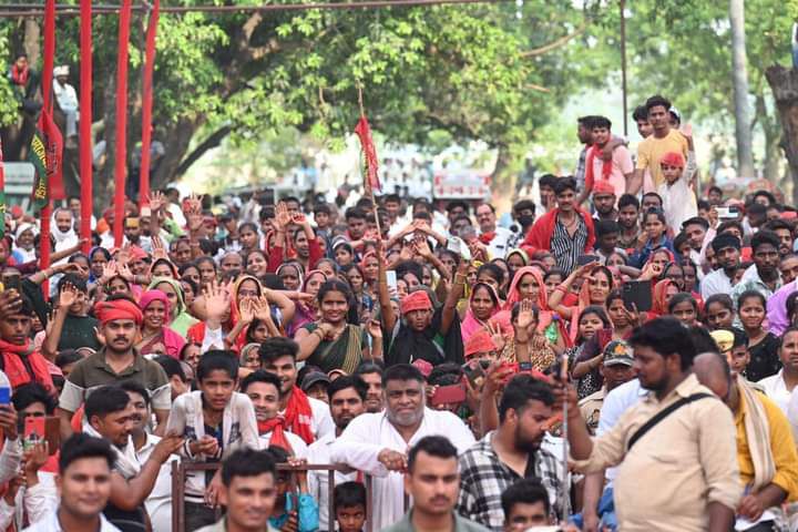 आजमगढ़ के विधानसभा मेंहनगर खरिहानी में डिंपल यादव की विशाल जनसभा का हुआ आयोजन- बीते दिव