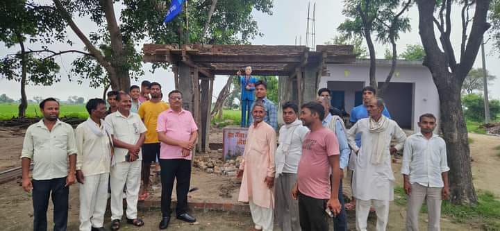 जरसैनी ग्राम के सम्मानित प्रधान बृजपाल सागर के जेष्ठ भाई के निधन पर अर्पित किया भावपूर्ण श्रद्धांजलि