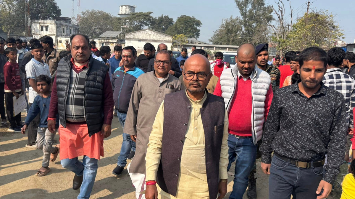 नाम : केदार नाथ सिंह
पद : विधायक, बनियापुर विधानसभा क्षेत्र (बिहार)
राजनीतिक क्षेत्र : बिहार विधान स