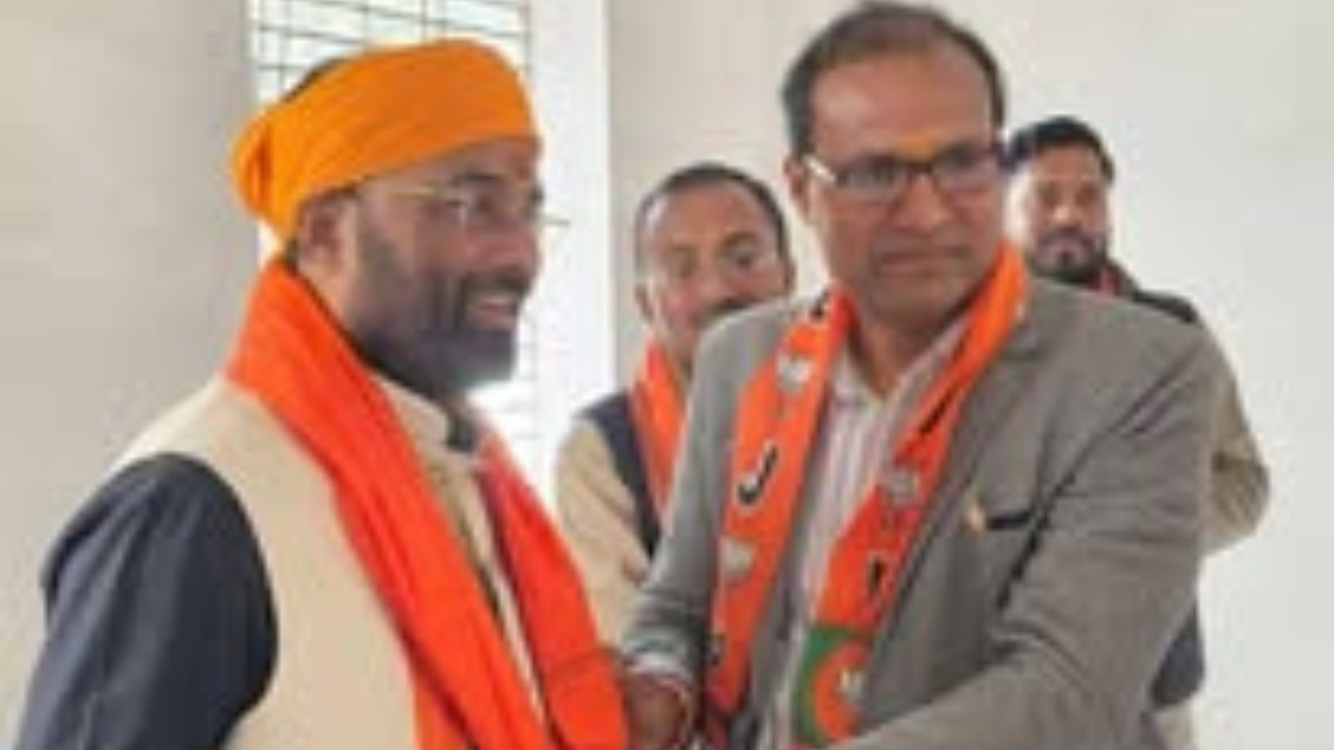 नाम : संजय कुमार सिंह
पद : विधायक, लालगंज विधानसभा क्षेत्र (बिहार)
राजनीतिक क्षेत्र :