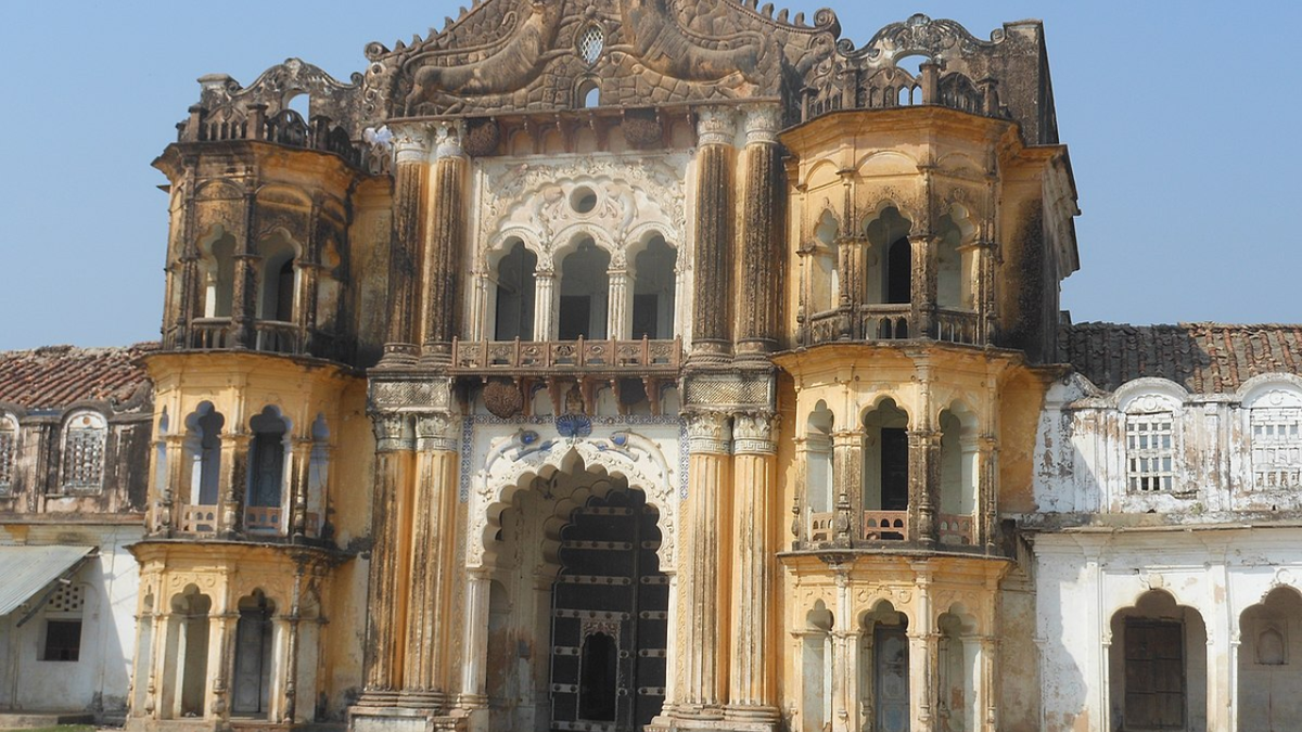 अम्बेडकर नगर: सरयू के तट पर उभरता ‘संस्कार और संघर्ष की धरती’
उत्तर प्रदेश के पूर्वी हिस्से में, सरय